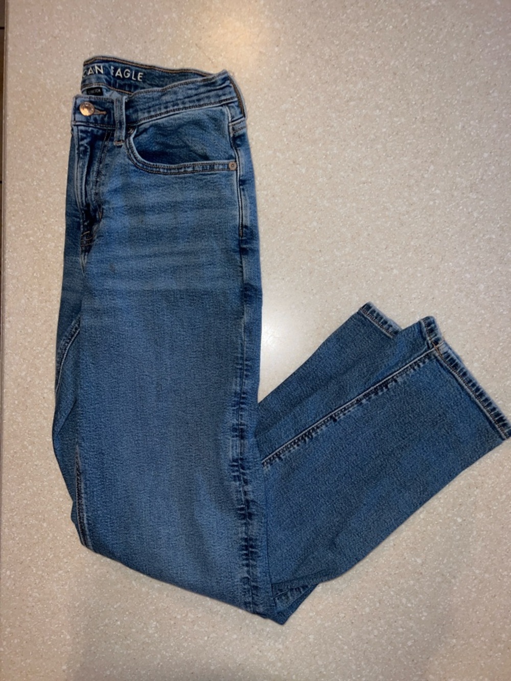American Eagle Outfitters Women's Straight Leg Jeans - Medium Blue Wash